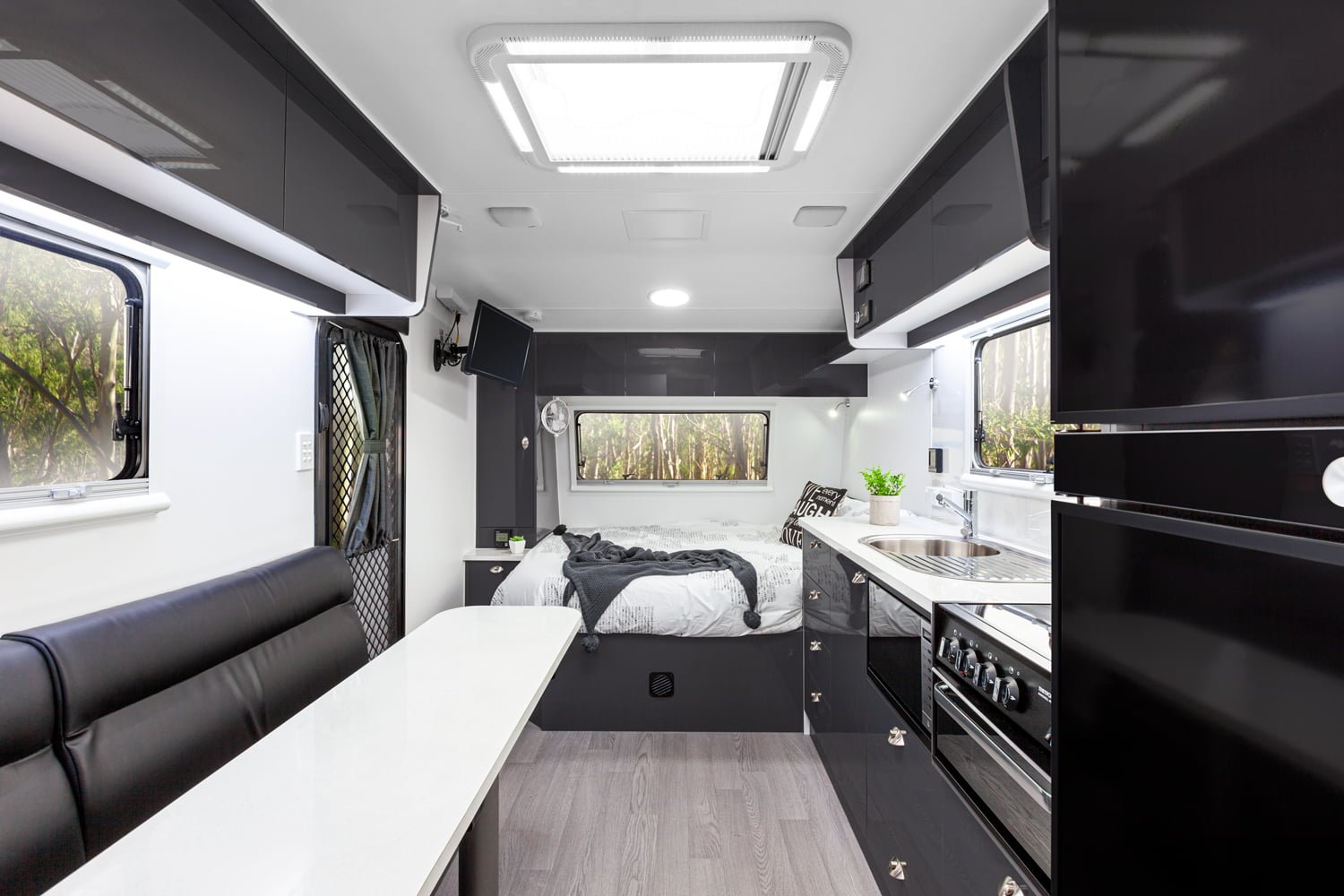 Caravan Series - Goldstream RV